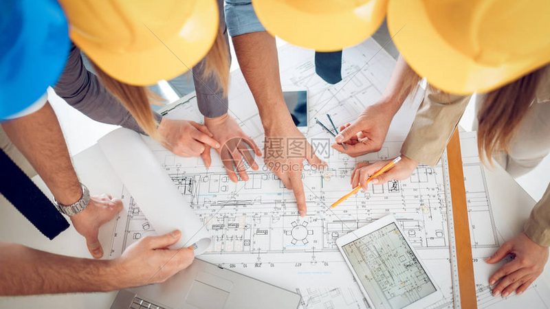 建筑施工总承包项目经理：质量管控的关键角色